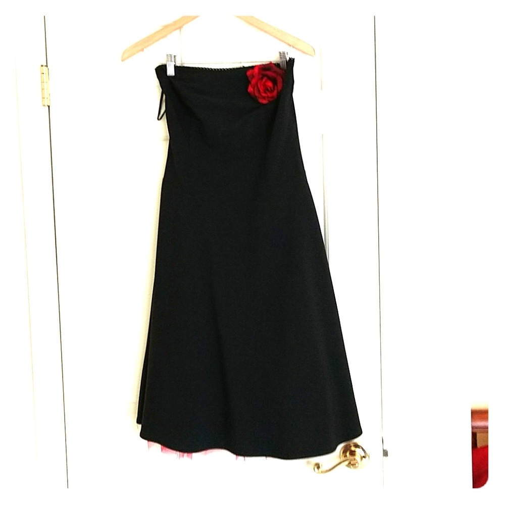 Black strapless dress